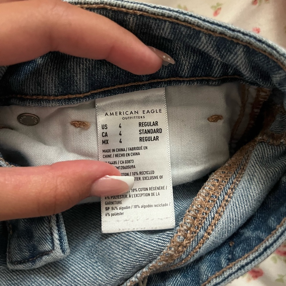 American eagle mom jeans